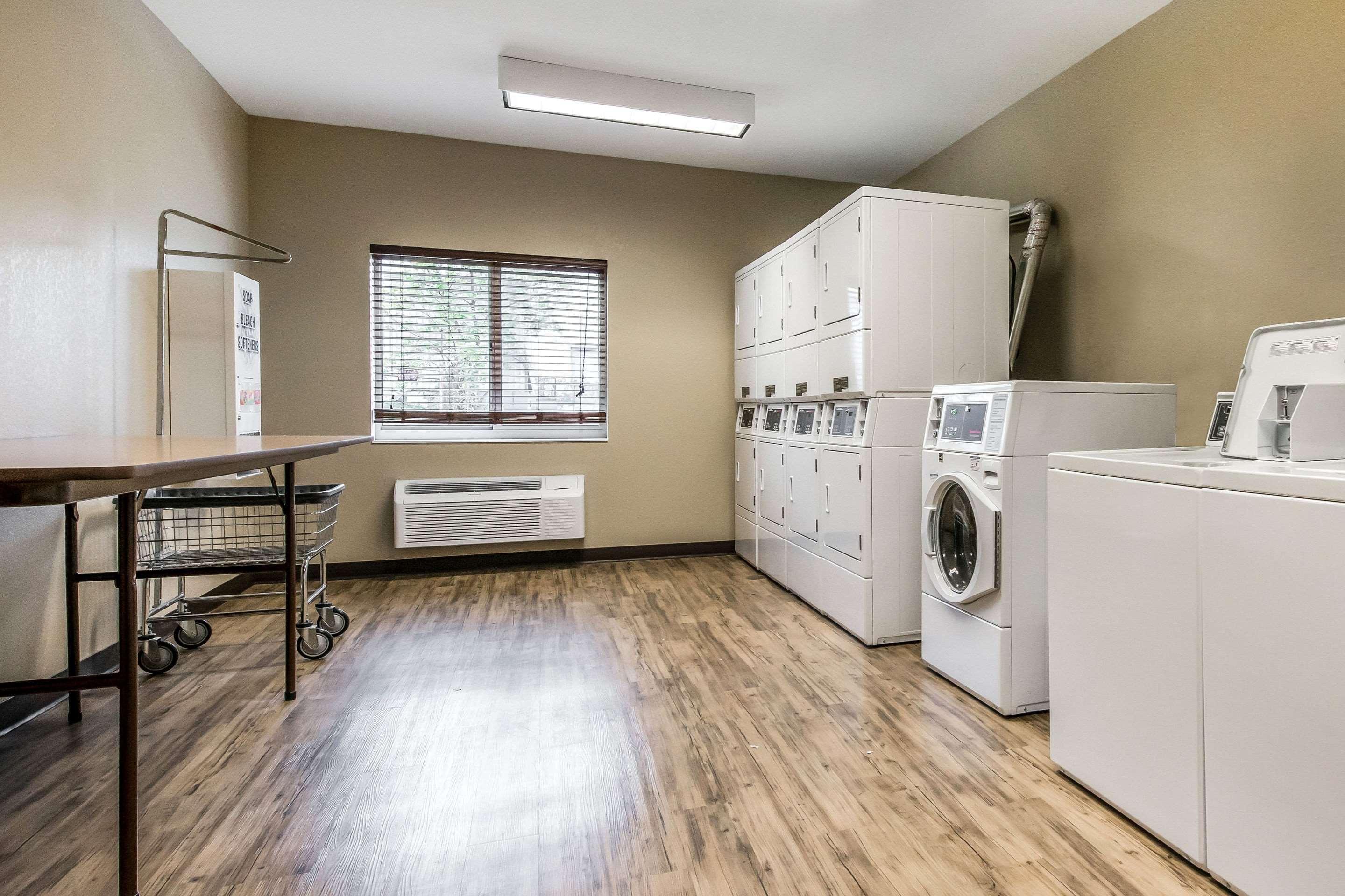 Suburban Studios Washington, Pa Εξωτερικό φωτογραφία